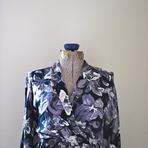Long Sleeved Grey, White & Blue Floral Dress - Picture 1 of 10